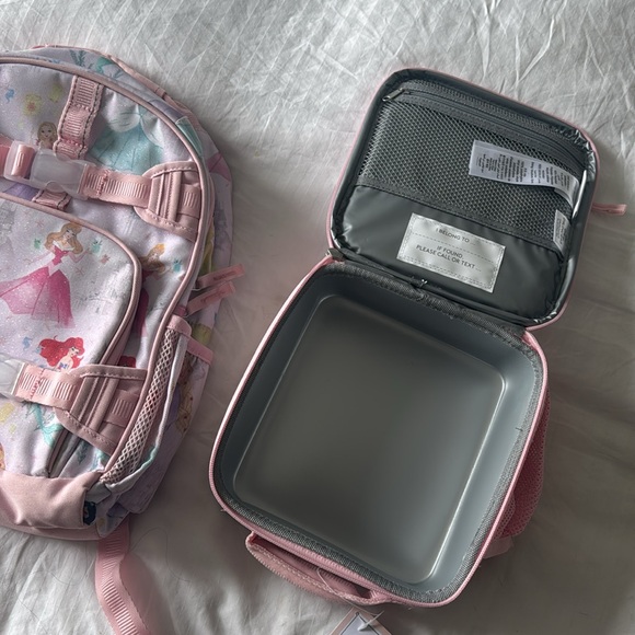 Pottery Barn Kids Mackenzie Backpack & Lunchbox - Disney Princess Castle Shimmer - Picture 3 of 12